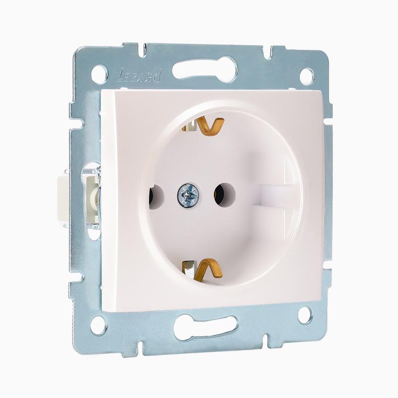 Розетка 1-м СП Karina с заземл. термопласт механизм жемчуж./бел. перламутр. LEZARD 707-3088-122B